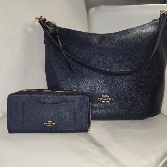 Coach Navy Pebbled Leather Hobo Bag & Wallet Set – Gold Hardware - Picture 1 of 10